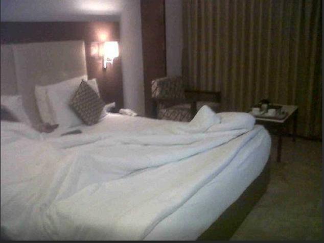 Grand Thakar Hotel Rádzskot Kültér fotó