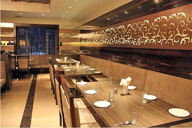 Grand Thakar Hotel Rádzskot Kültér fotó